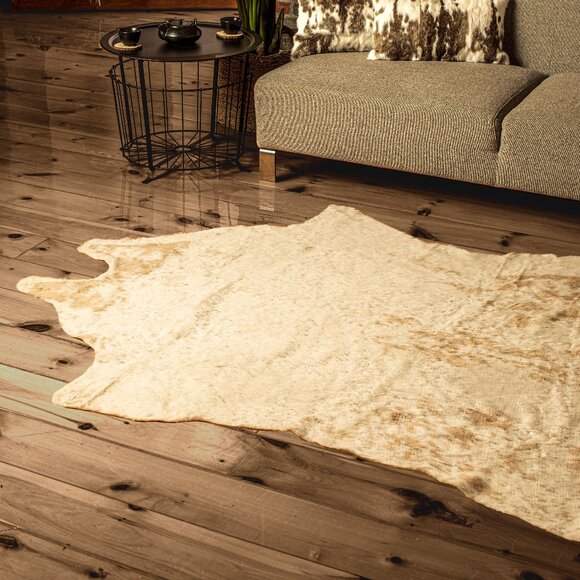 Luxe Home Decor Classic Faux Hide Rug | 1-Piece | Oatmeal | 5.25'x7.5' - Picture 3 of 4